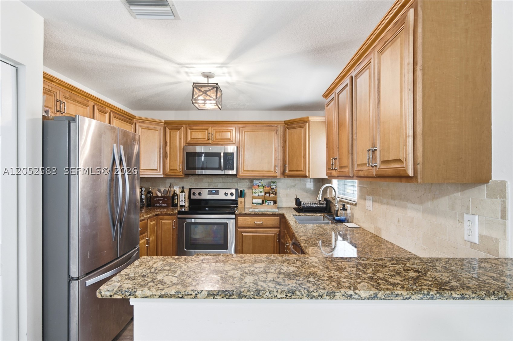 PEMBROKE ISLES 1 - Residential Lease