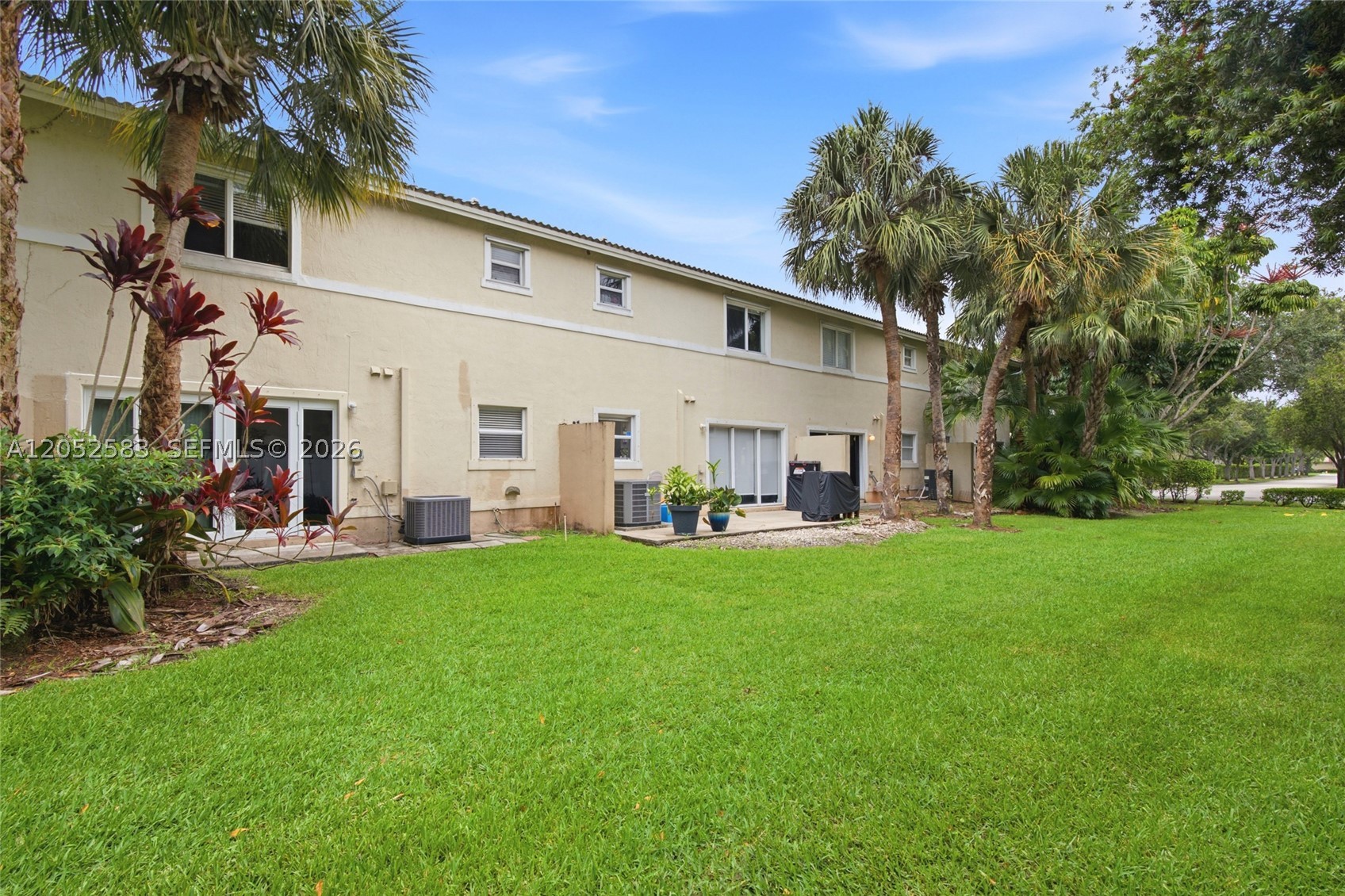 PEMBROKE ISLES 1 - Residential Lease