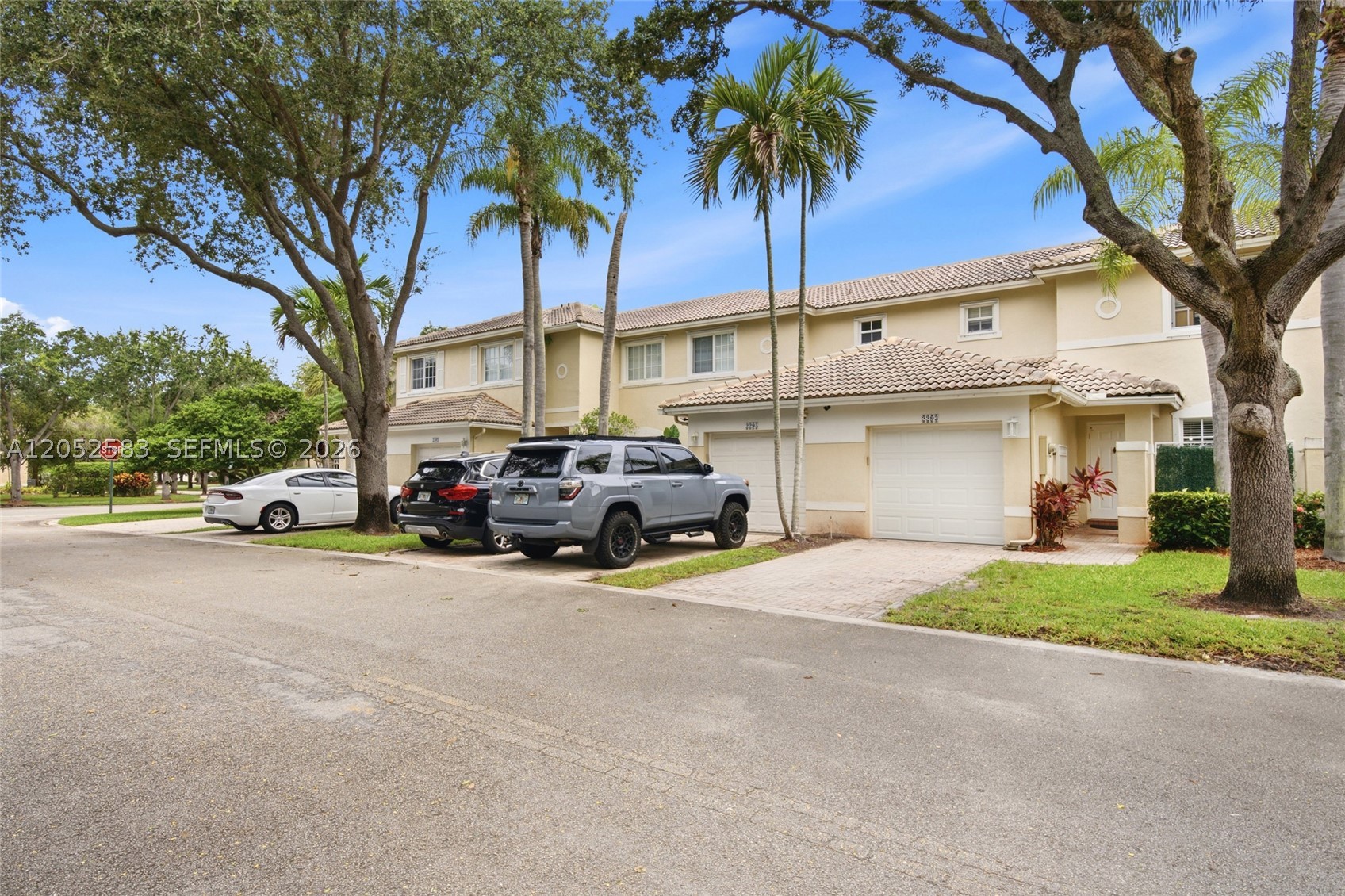PEMBROKE ISLES 1 - Residential Lease