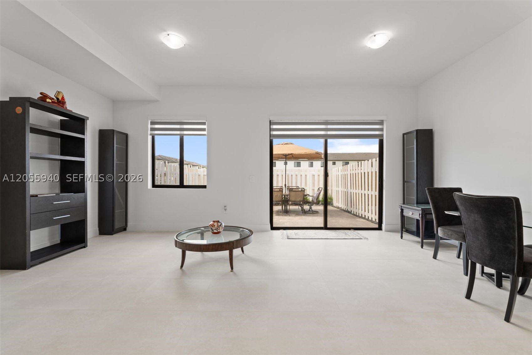 CENTURY PARK SQUARE - Residential
