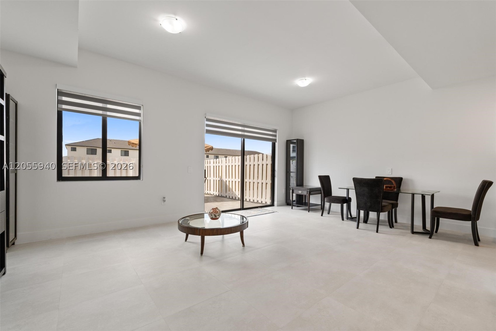 CENTURY PARK SQUARE - Residential