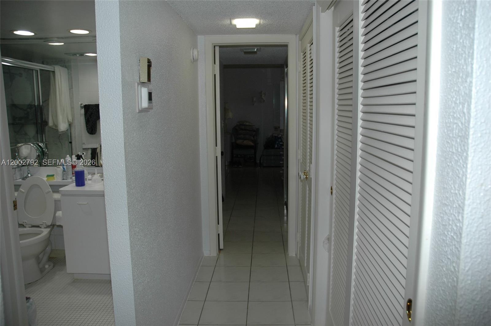 EMERALD TOWER CONDO - Residential