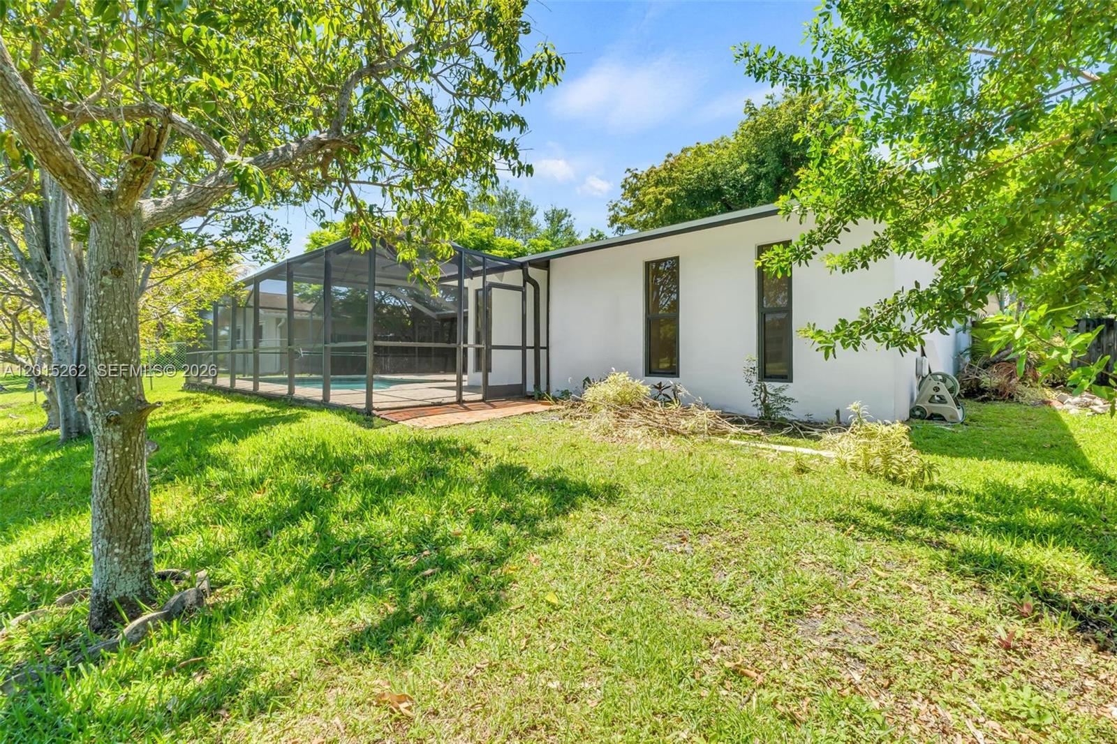 ARROWHEAD GOLF & TENNIS C - Residential