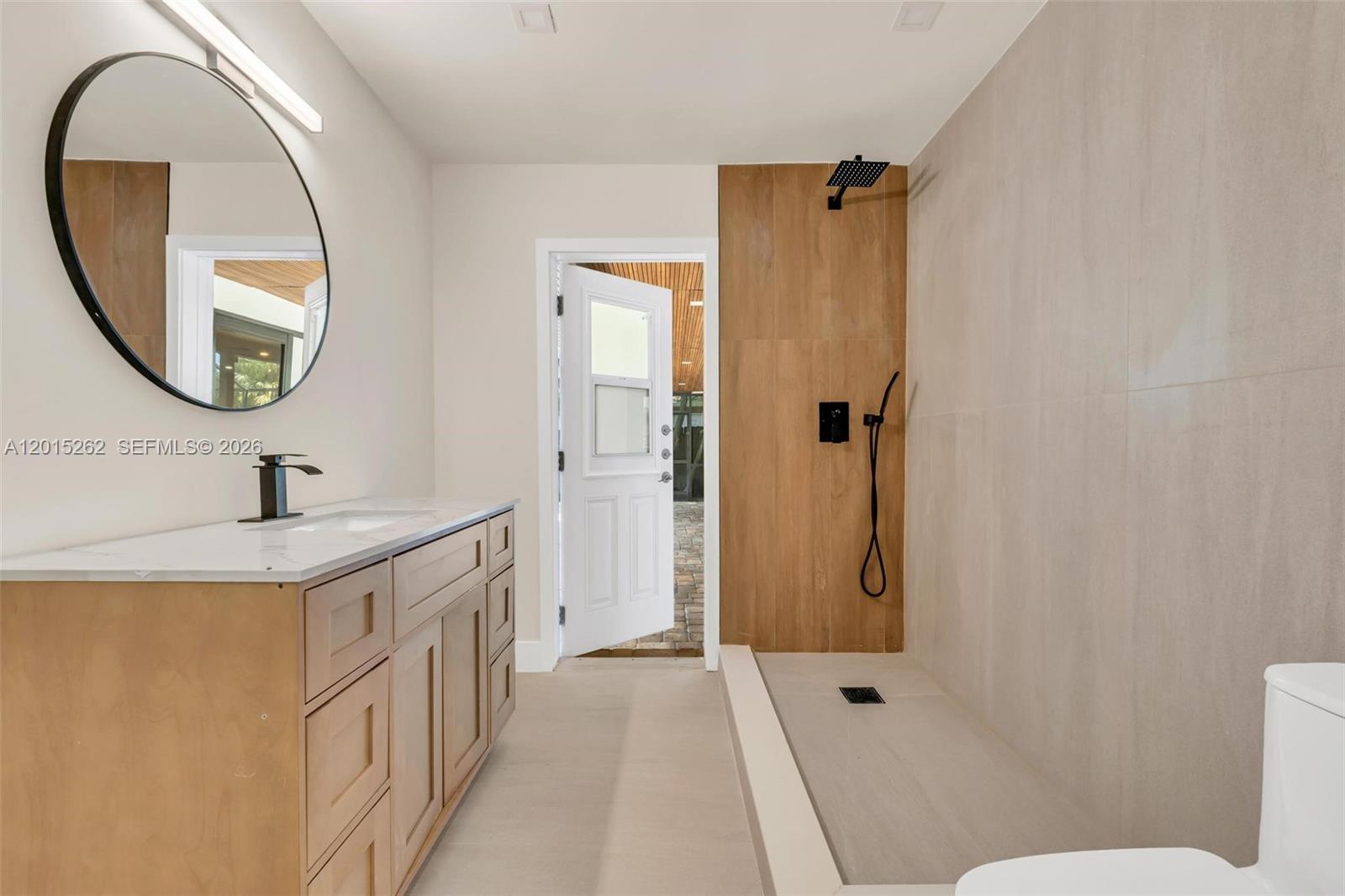 ARROWHEAD GOLF & TENNIS C - Residential
