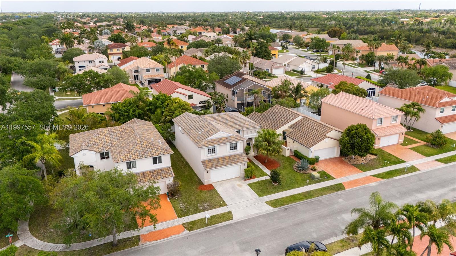 TWIN ACRES - Residential