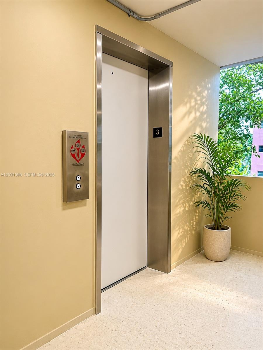 THE CASTILLE CONDO - Residential