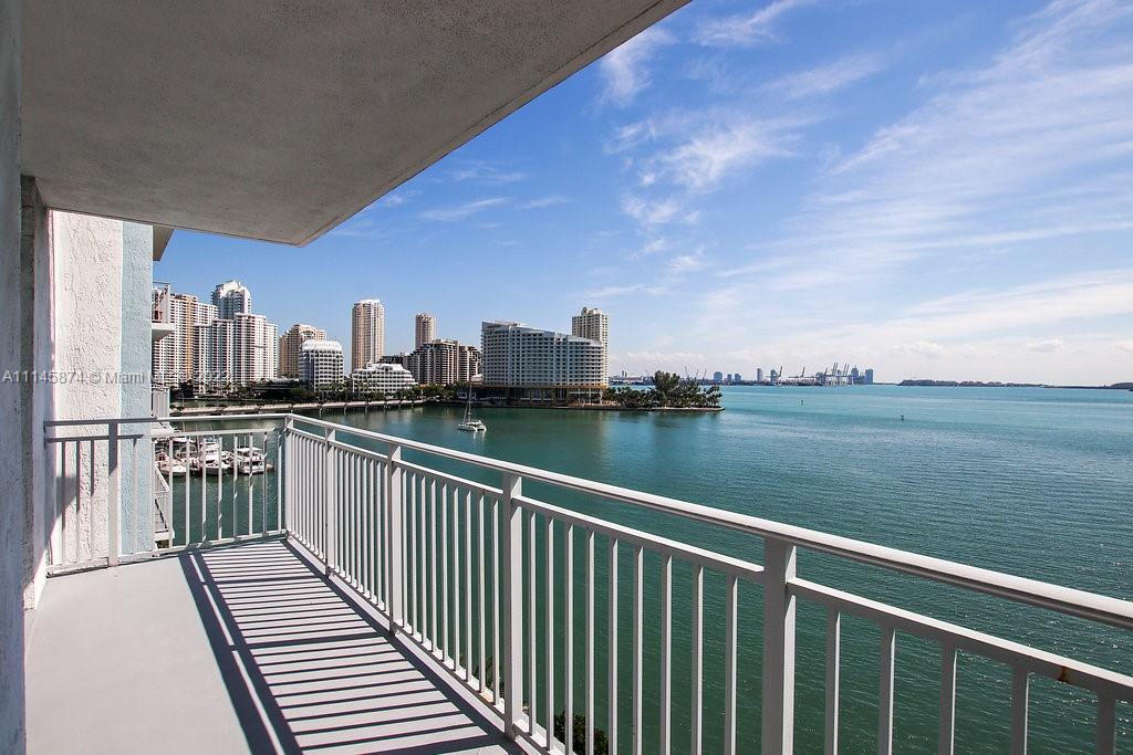 AVAILABLE 03/06 (UNIT CAN'T BE SHOWN TILL AVAILABLE DATE). The Yacht Club Brickell is a luxury rental community on the water edge of Downtown Miami's cosmopolitan Brickell neighborhood. This spacious 2 bed/2 bath has amazing Biscayne Bay views. The community features impressive amenities including tennis court, racquetball court, bay-front pool, kids playground, BBQ area, fitness center, clubhouse and more. Move in cost are 1st month + $1k deposit. Parking cost 1st vehc.$80 p/m. 2nd vehc.$130p/m. SAME DAY APPROVAL! (NOTE rental rates are subject to change depending on move-in date and lease term. Advertised rate is best rate and maybe on leases longer than 12 months. Minimum credit score of 620 or higher in order to be approved.)