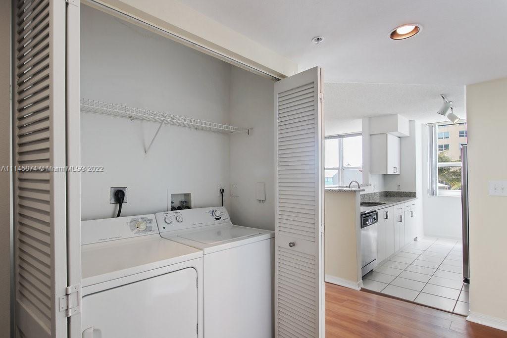 Yacht Club Brickell - Residential Lease