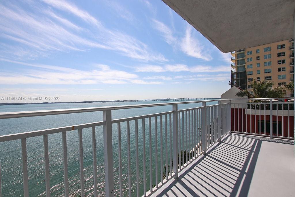 Yacht Club Brickell - Residential Lease