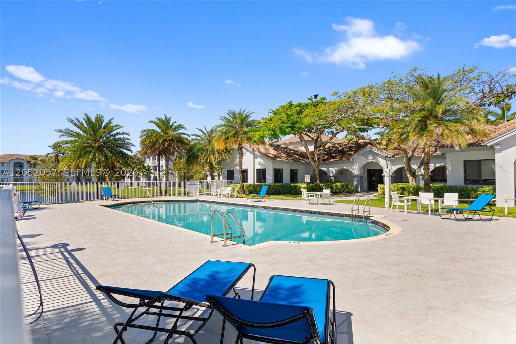 ROYAL GRAND CONDO - Residential Lease