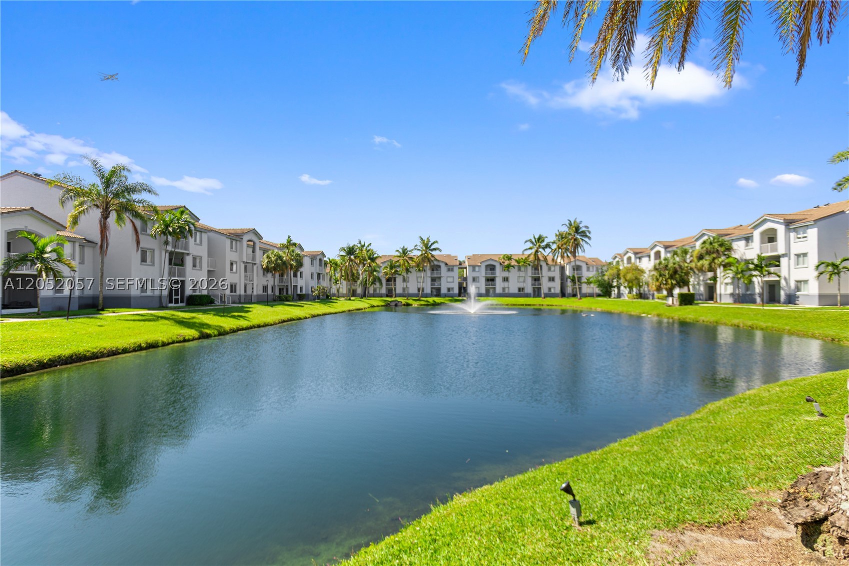 ROYAL GRAND CONDO - Residential Lease