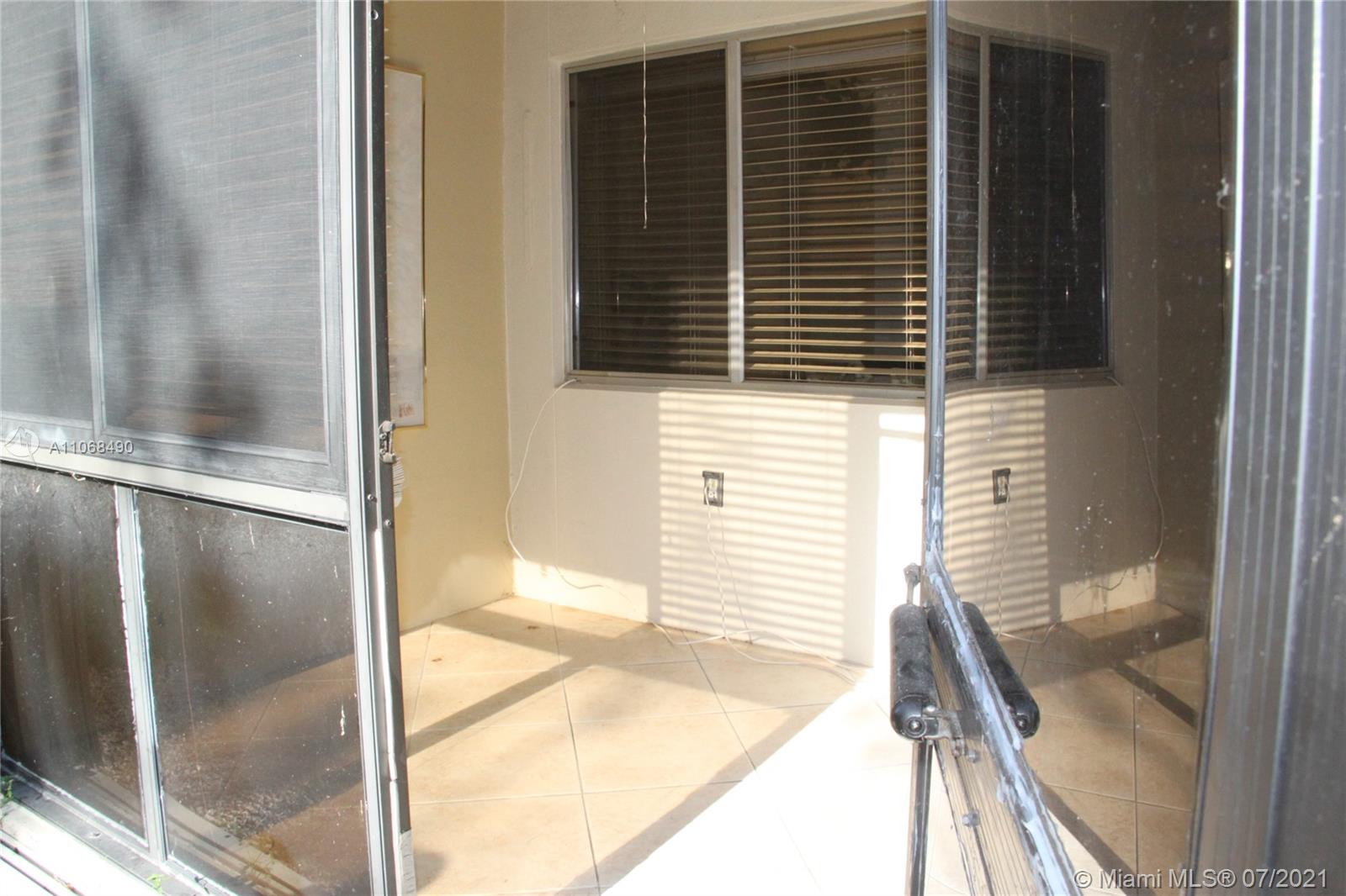SUFFOLK AT CENTURY VILLAG - Residential Lease