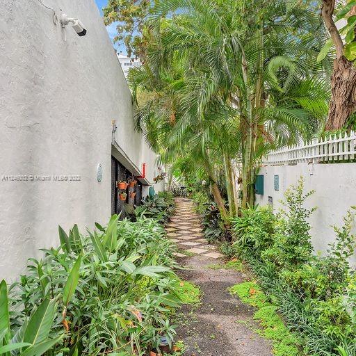 PARC PLAZA CONDO - Residential Lease