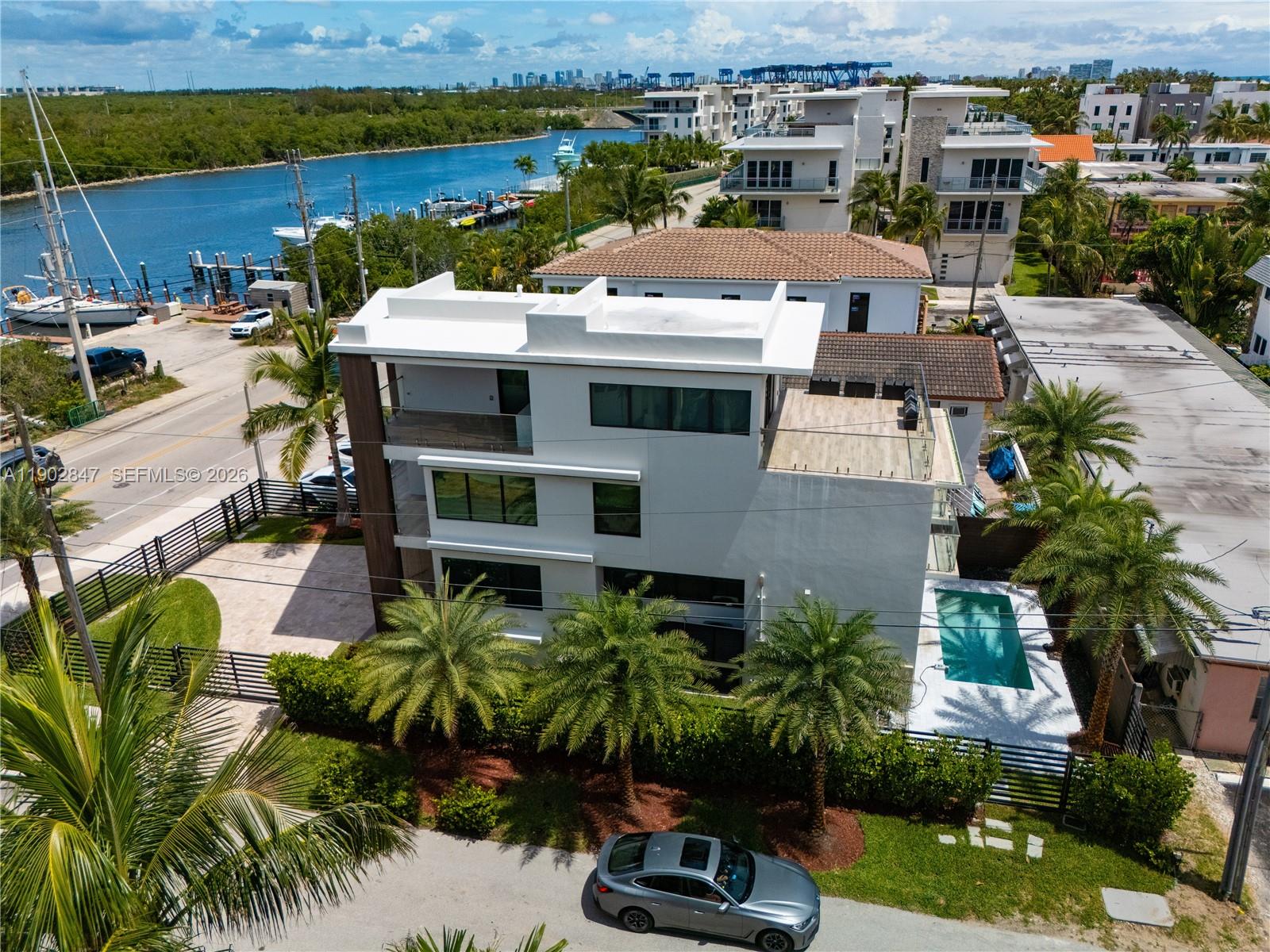 HOLLYWOOD CENTRAL BEACH - Residential
