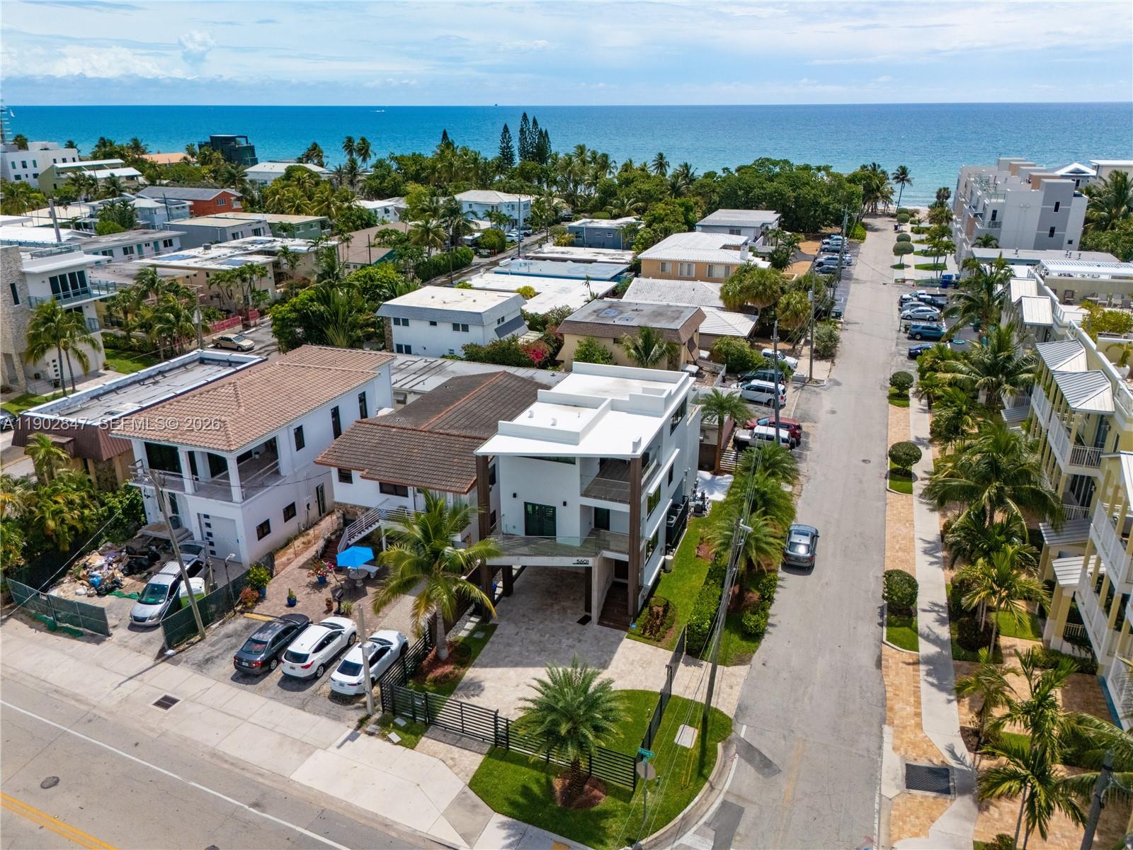 HOLLYWOOD CENTRAL BEACH - Residential