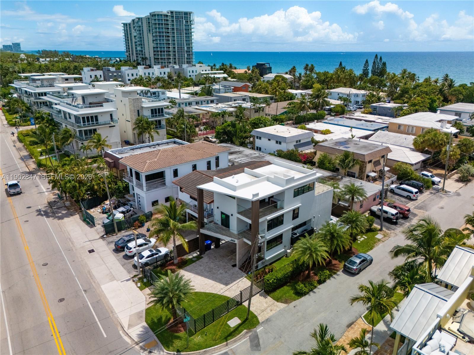 HOLLYWOOD CENTRAL BEACH - Residential