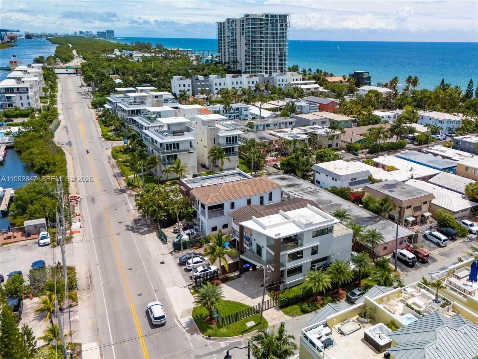 HOLLYWOOD CENTRAL BEACH - Residential