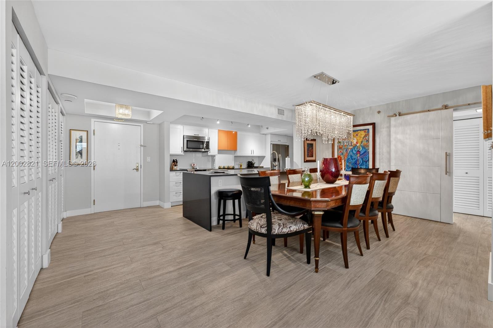LEXCELLENCE CONDO - Residential