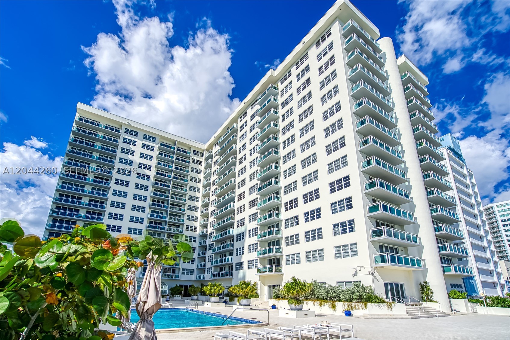 THE COLLINS CONDO - Residential