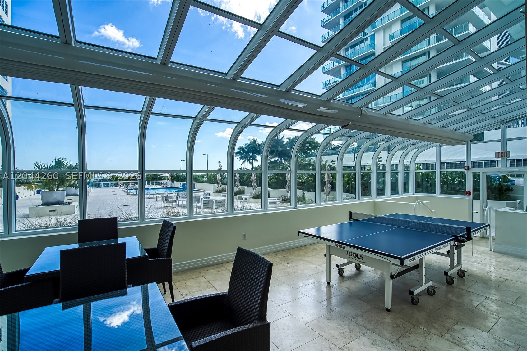 THE COLLINS CONDO - Residential