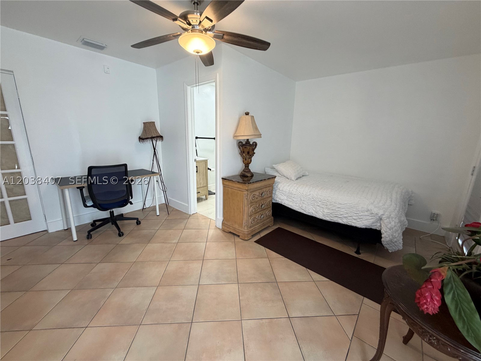 WEST MILLER HEIGHTS SEC 2 - Residential Lease