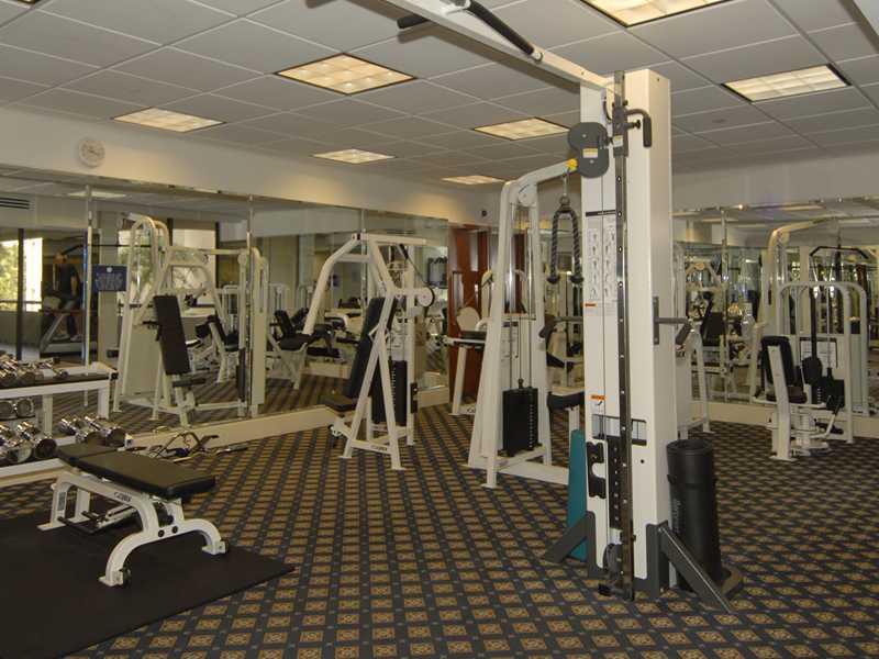 Turnberry Isle Yacht Club - Residential Lease
