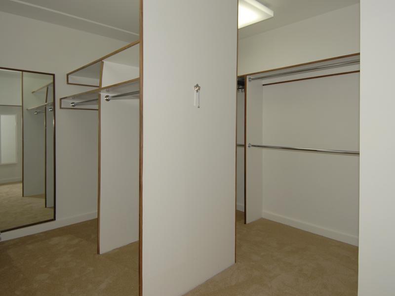 Turnberry Isle Yacht Club - Residential Lease
