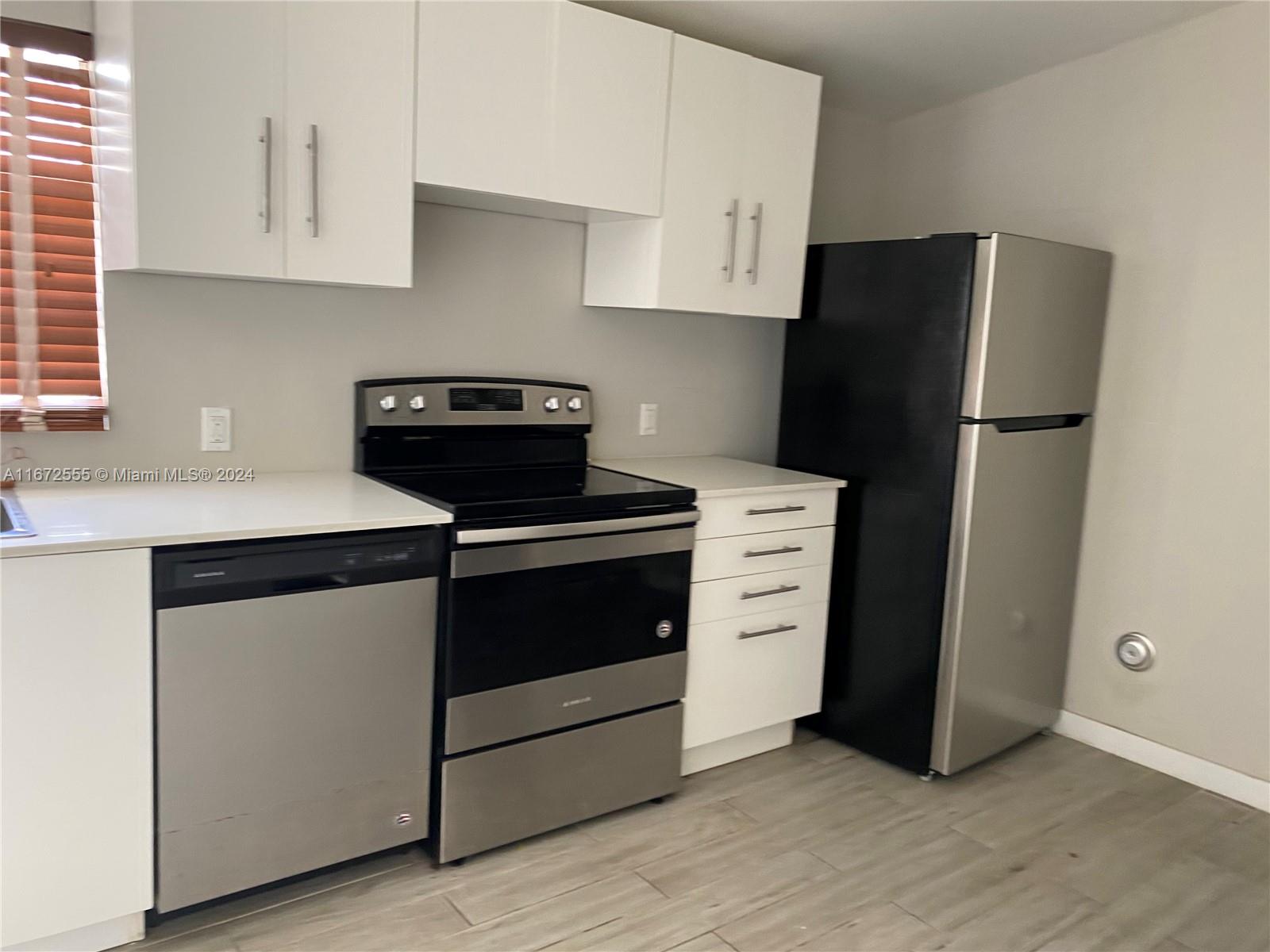 2-bedroom, 2-bathroom apartment in a prime location! Just minutes from Brickell, Downtown, Miami Beach, Wynwood, and more! Conveniently close to shops, grocery stores, schools, and parks. This is a chance you don't want to miss! The master bedroom features a private en-suite bathroom, and the kitchen comes equipped with stainless steel appliances. Plus, water is included! Enjoy a fast and easy approval process—act quickly!