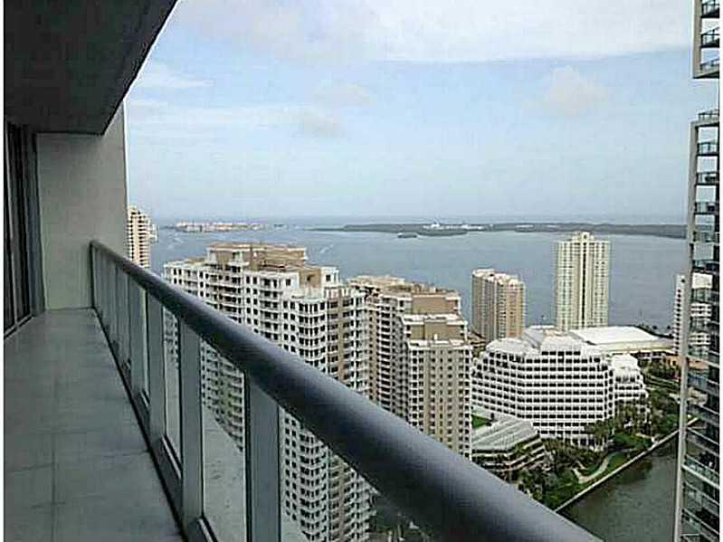 ICON BRICKELL TOWER ONE - Residential Lease