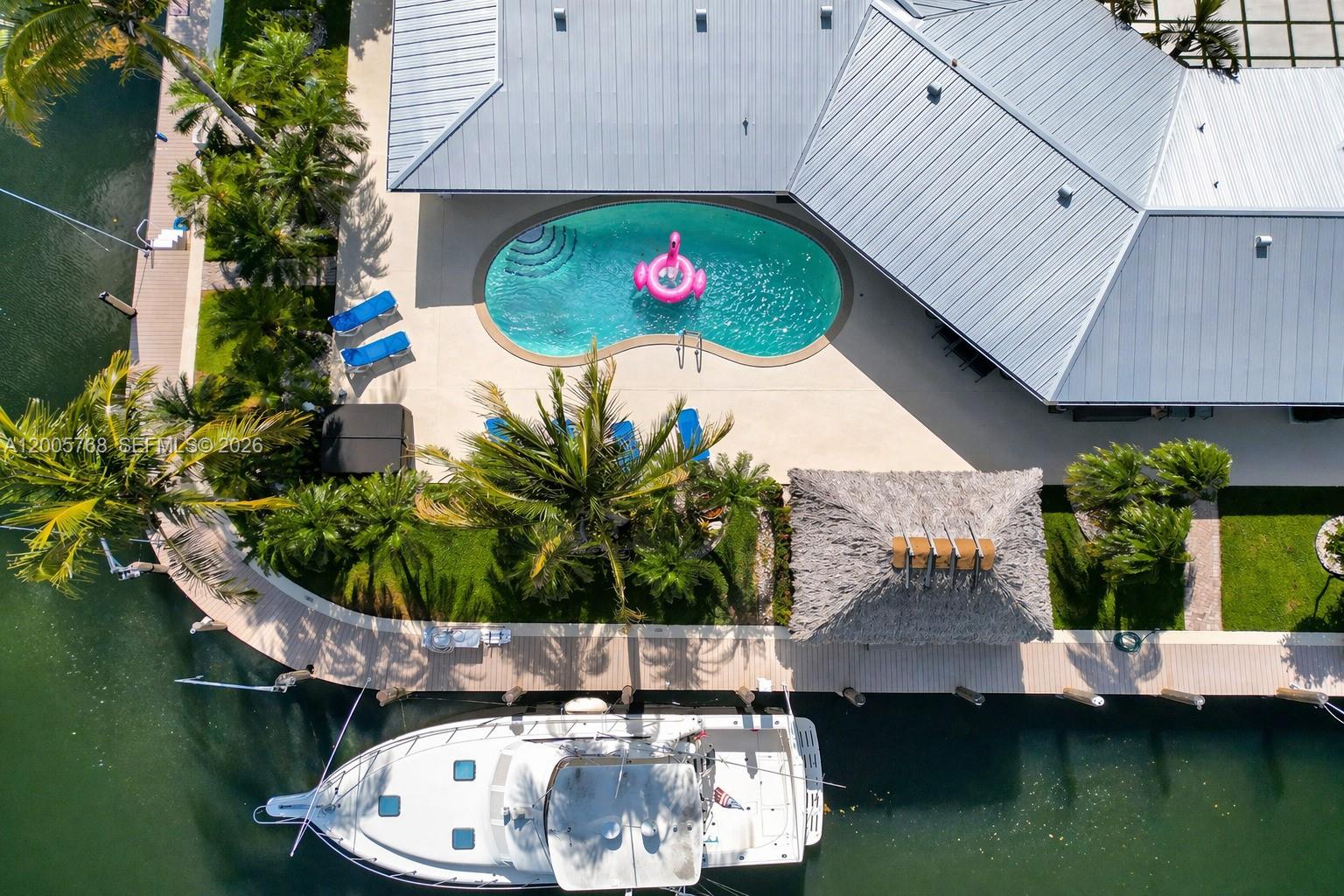 HARBOR VILLAGE - Residential