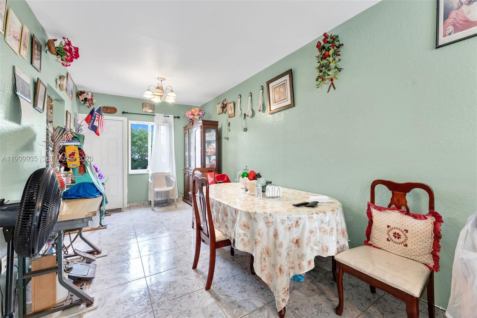 SUNSET PALM VILLAS CONDO - Residential