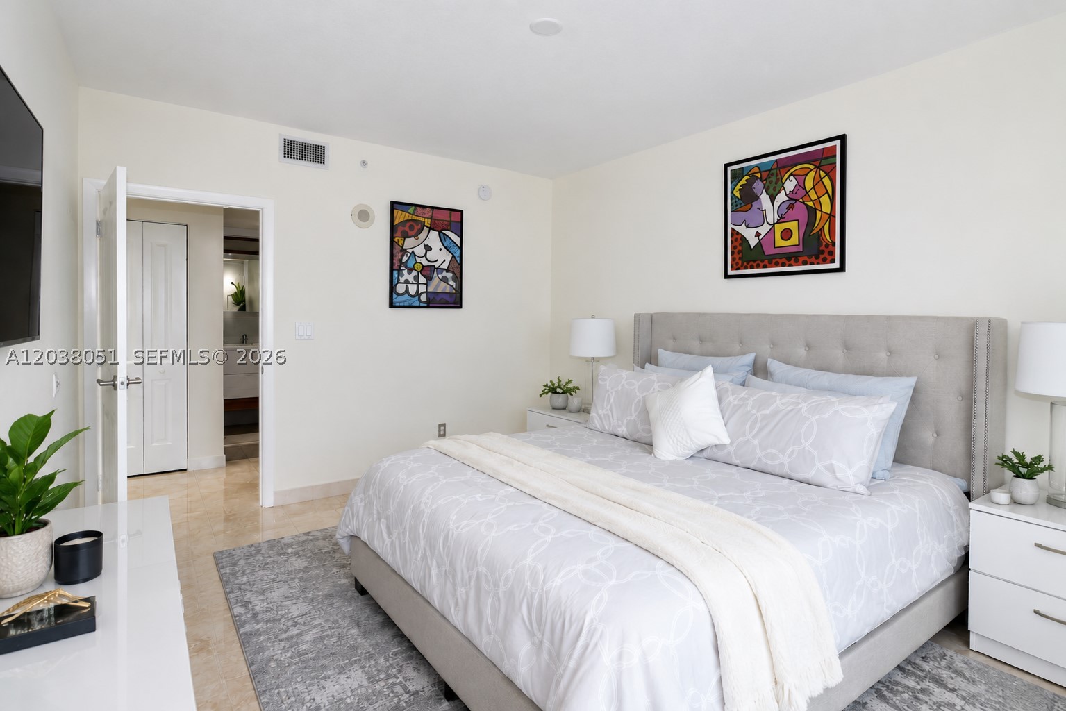 THE COSMOPOLITAN RESIDENC - Residential Lease