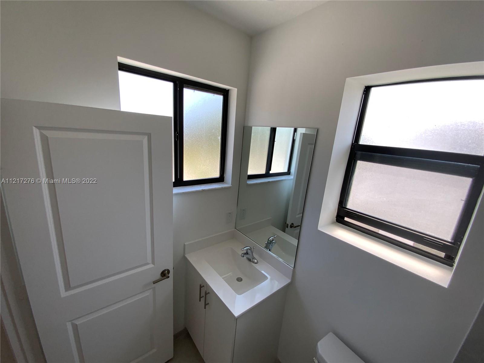 VIA VENTURA NEIGHBORHOOD - Residential Lease