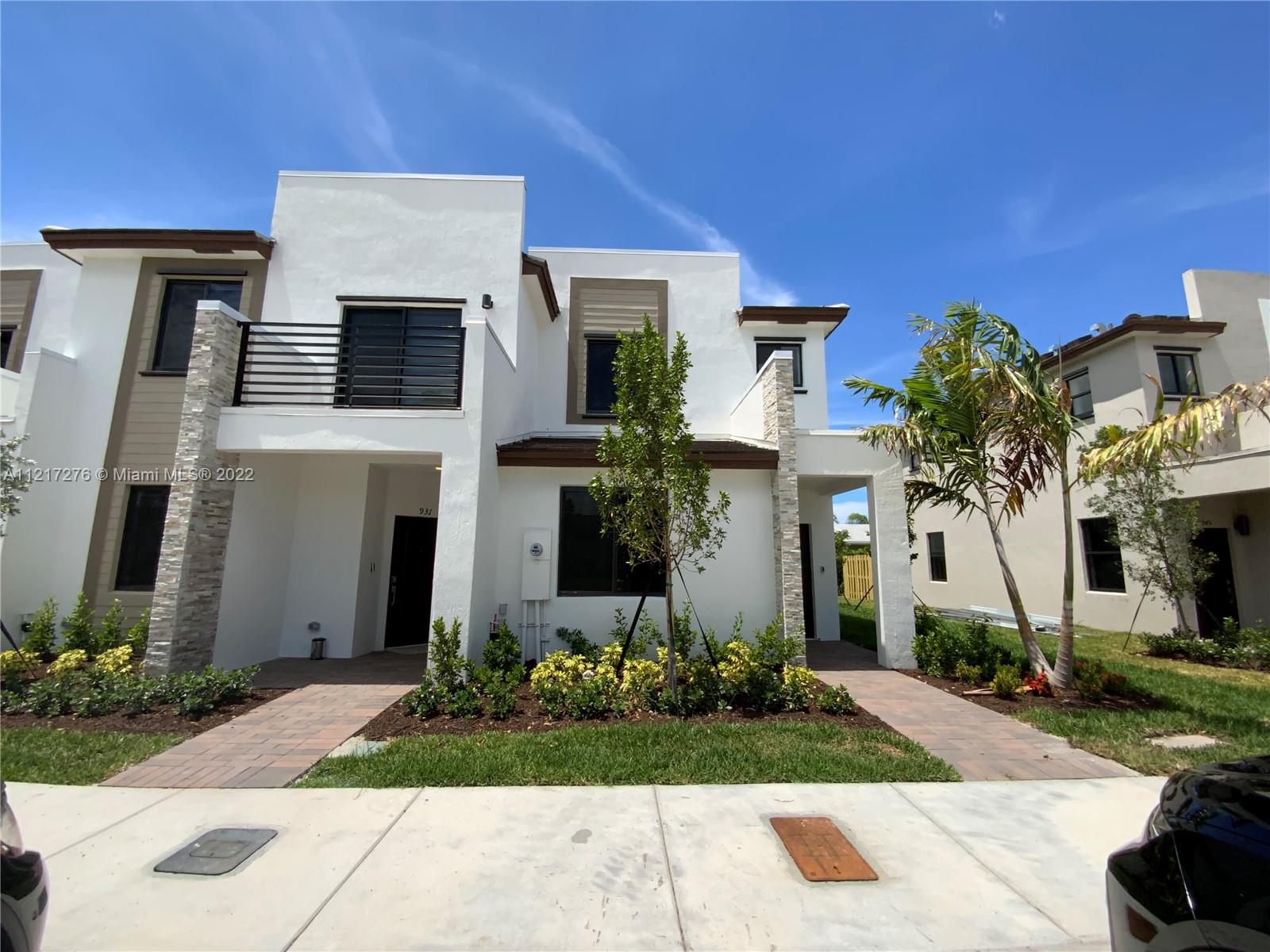 Be the first to enjoy this beautiful Brand new villa at Via Ventura with 3 Bedrooms, 3 complete bathrooms. Zebra blinds, stainless steel appliances, enclose backyard  2 parking spaces assigned. This house is very spacious with high ceilings and natural light. Club House with pool and gym and green spaces. 10 minutes from Aventura Mall, 10 minutes from Aventura Hospital, 15 minutes to beaches and close mayor highways.