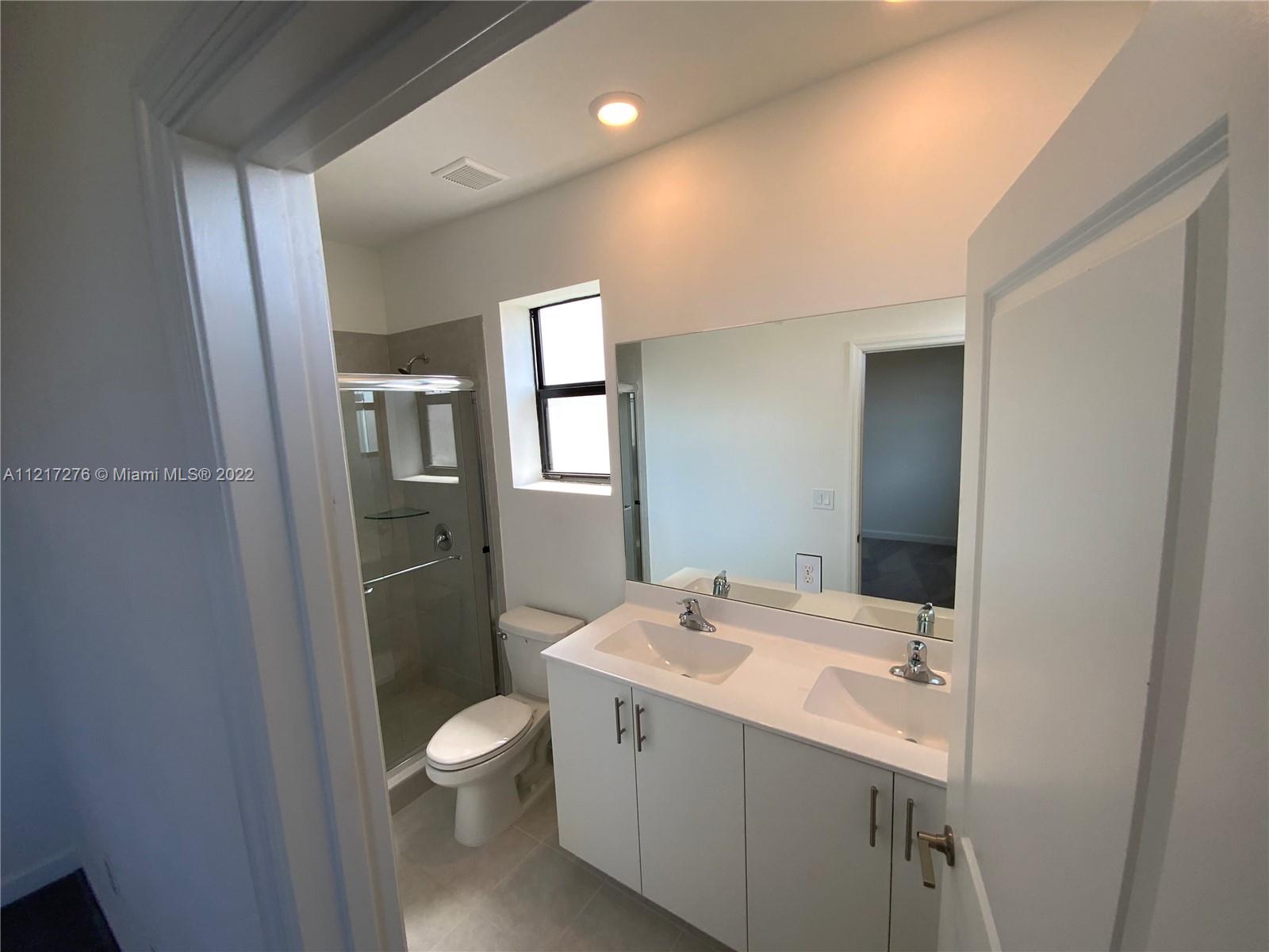 VIA VENTURA NEIGHBORHOOD - Residential Lease
