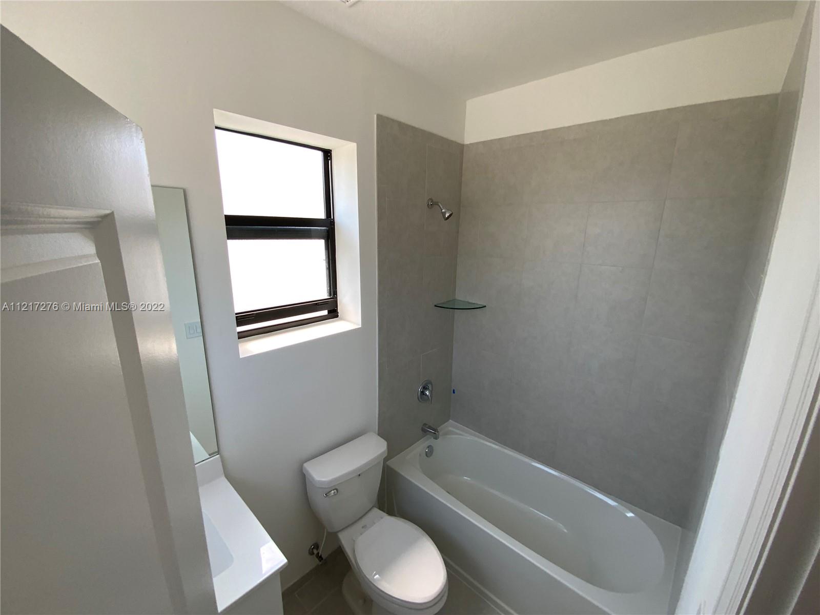 VIA VENTURA NEIGHBORHOOD - Residential Lease