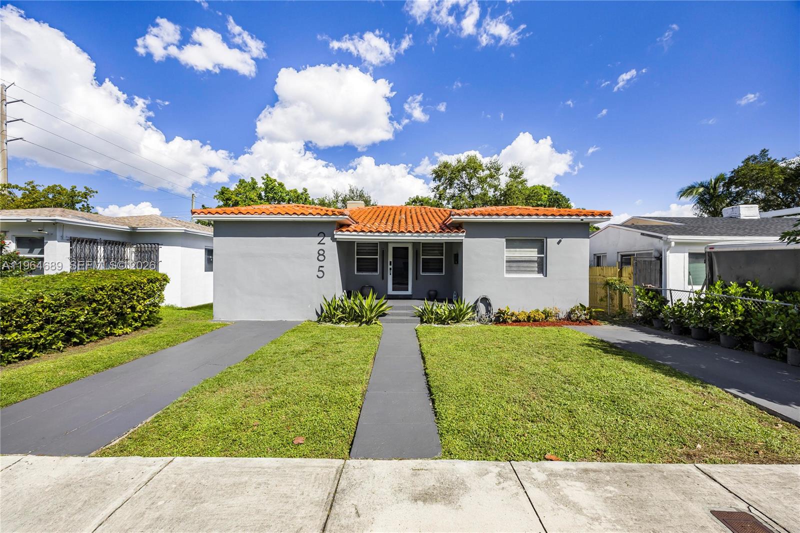 COLUMBIA PARK CORR PL - Residential