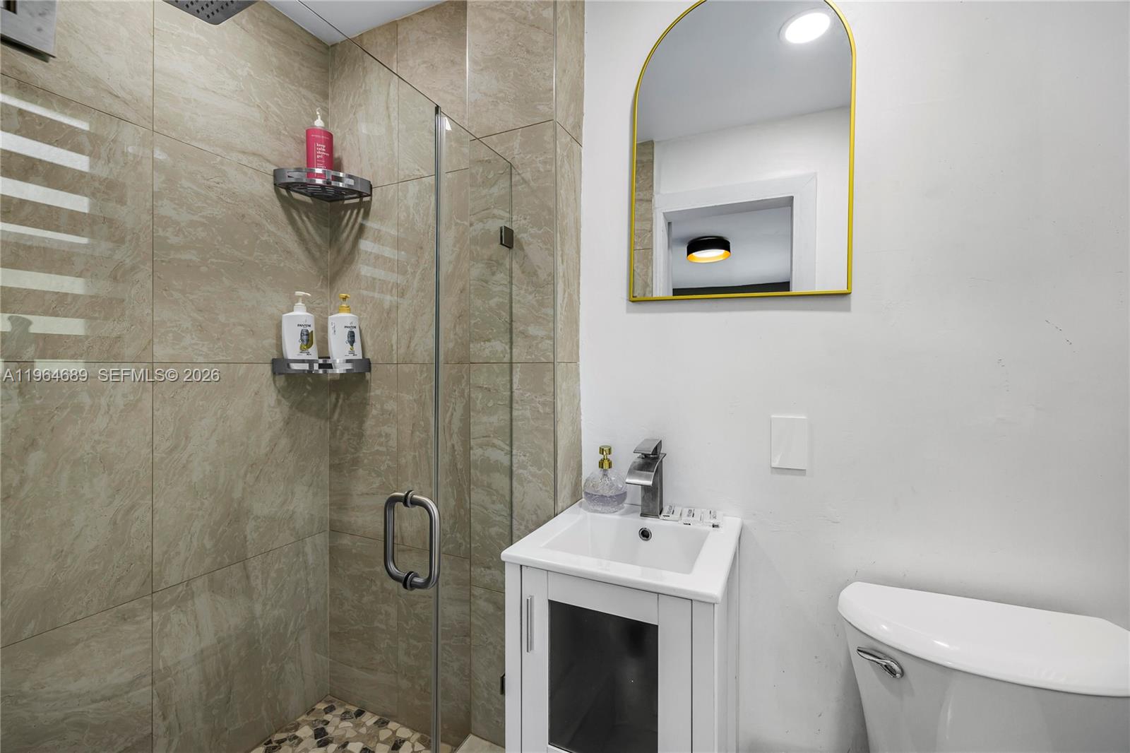 COLUMBIA PARK CORR PL - Residential