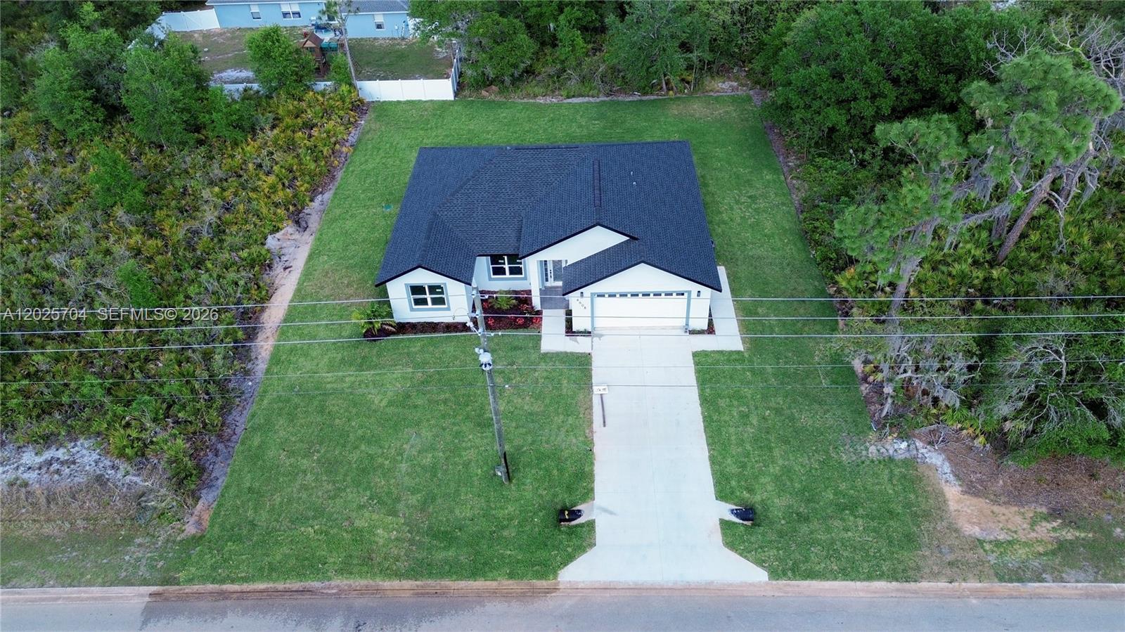 SUN N LAKE EST OF SEBRING - Residential