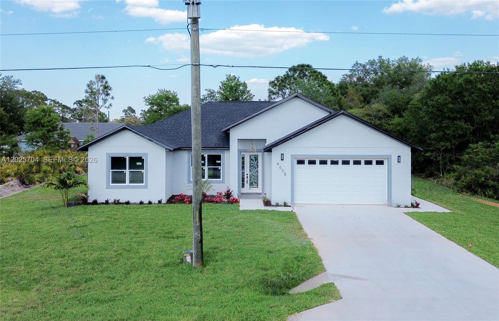 SUN N LAKE EST OF SEBRING - Residential