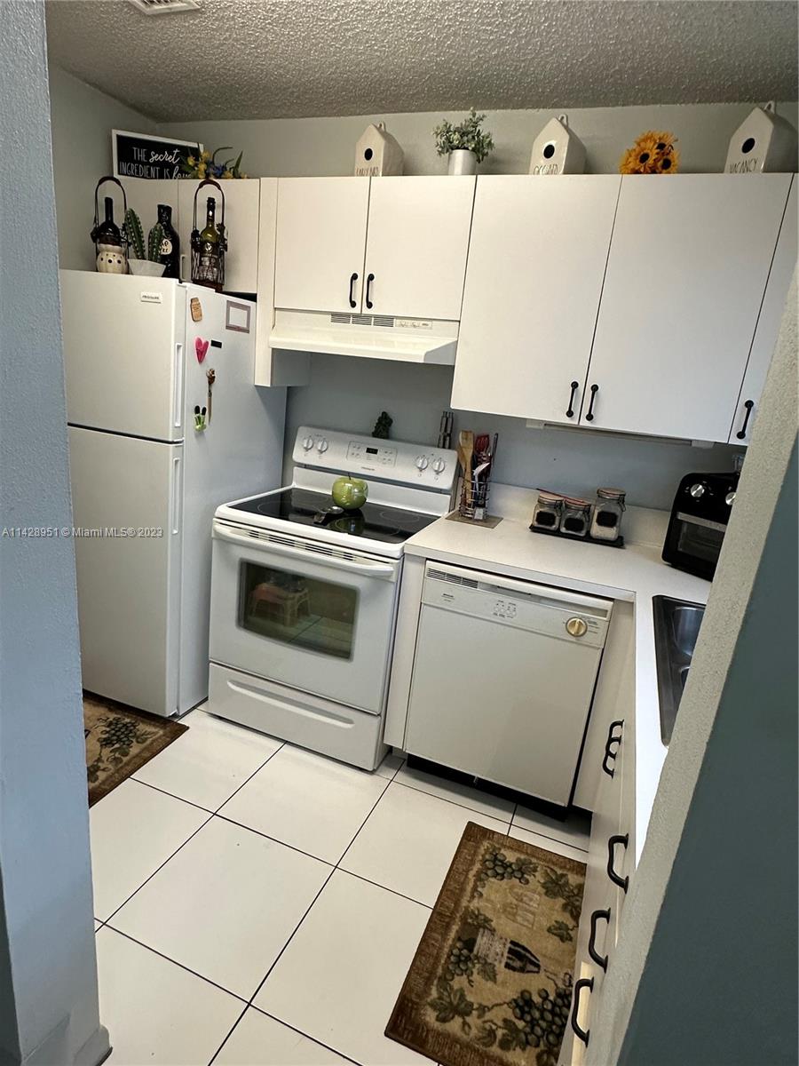 Venetian Isles - Residential