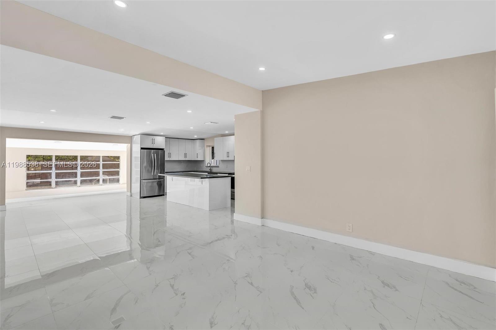 SHERWOOD FOREST - Residential Lease