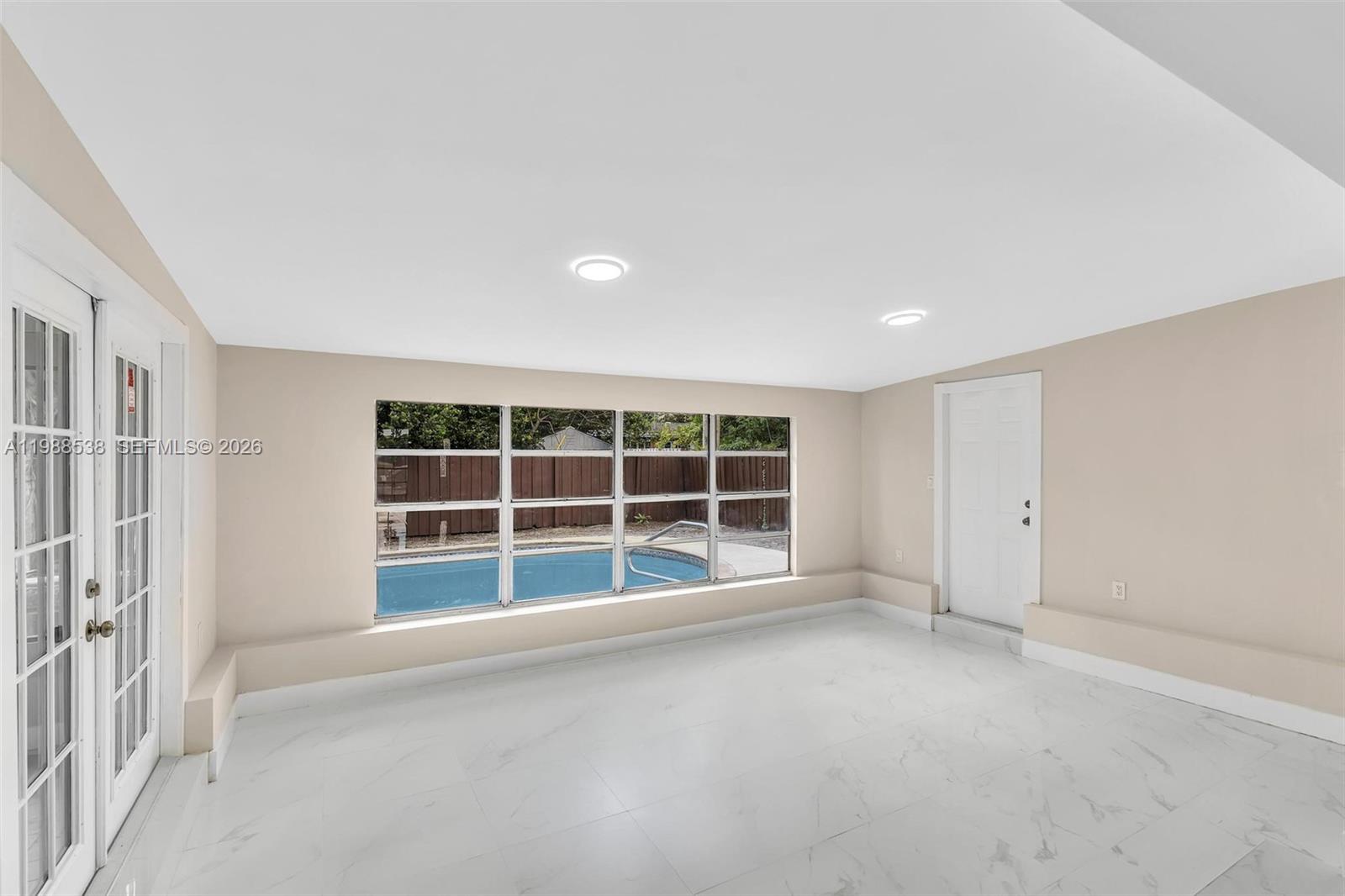 SHERWOOD FOREST - Residential Lease