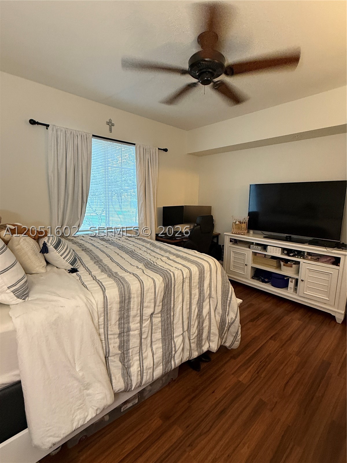 VILLAS AT EMERALD DUNES C - Residential Lease