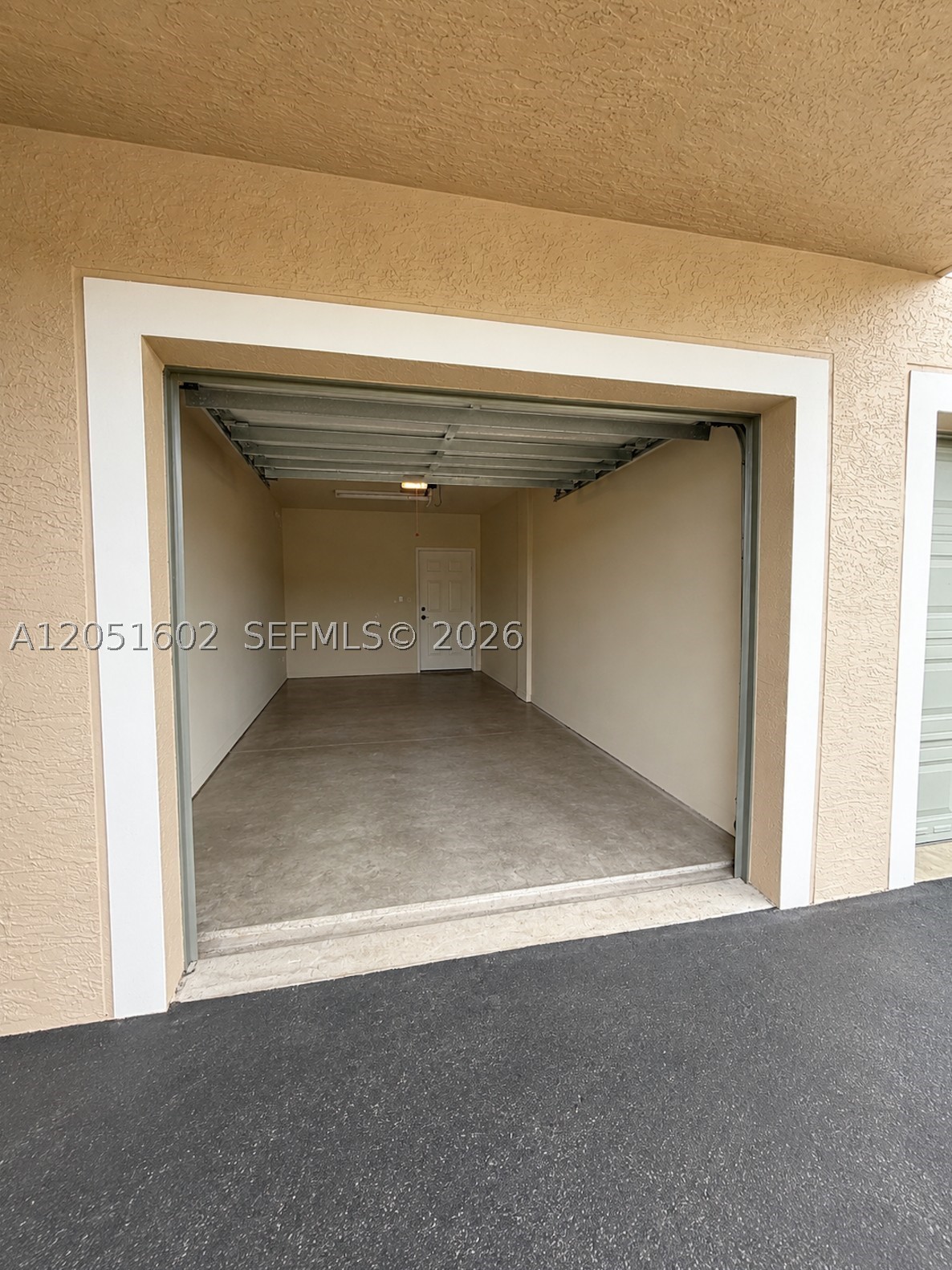 VILLAS AT EMERALD DUNES C - Residential Lease