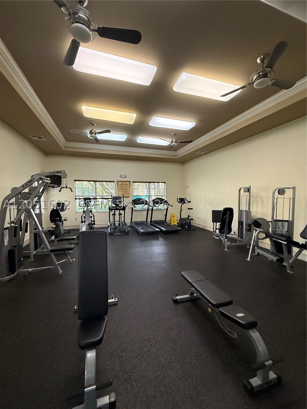 VILLAS AT EMERALD DUNES C - Residential Lease