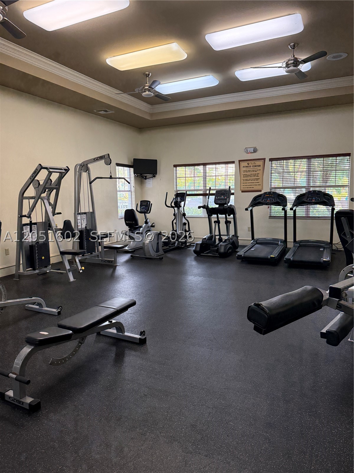 VILLAS AT EMERALD DUNES C - Residential Lease