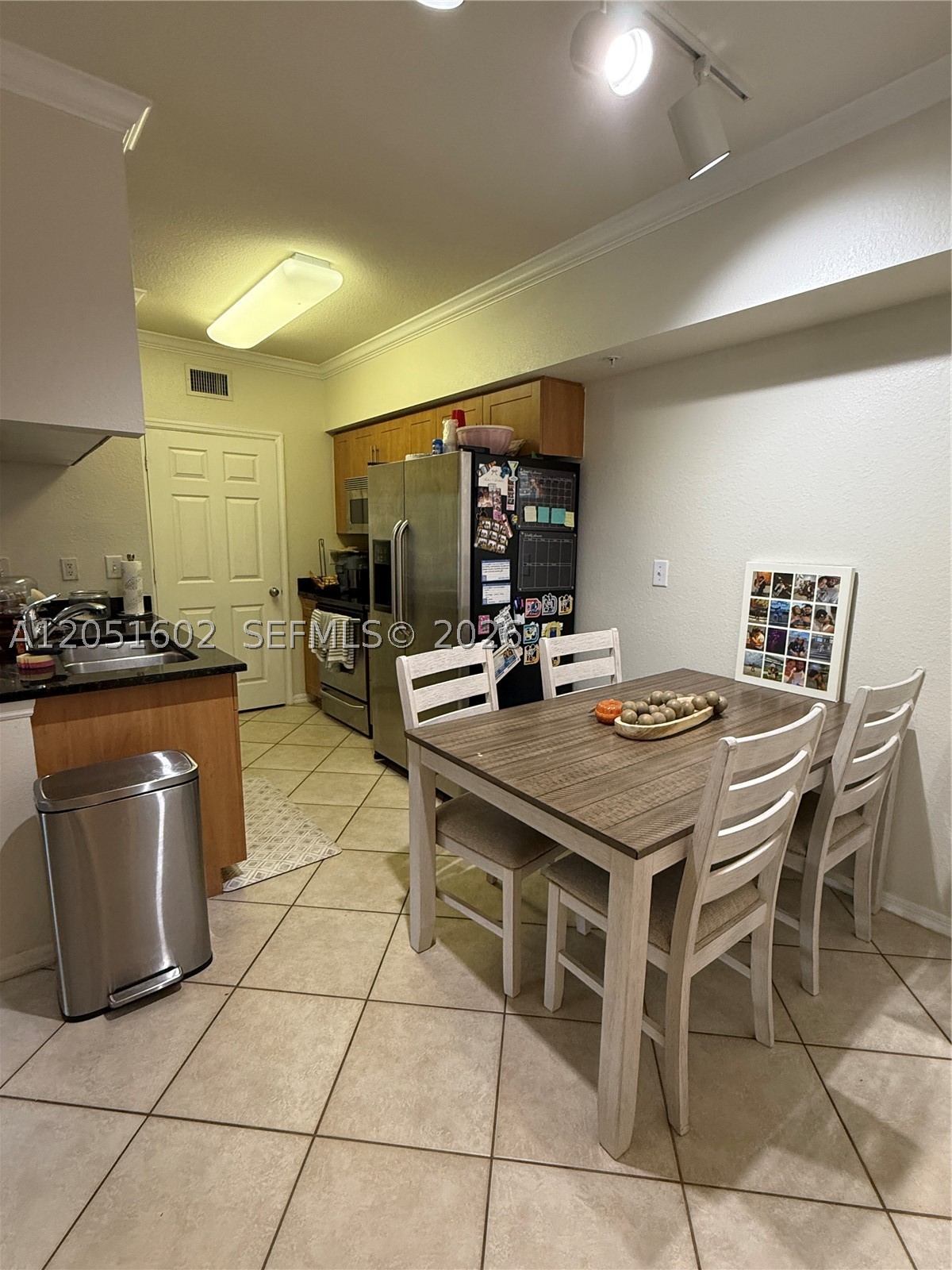 VILLAS AT EMERALD DUNES C - Residential Lease