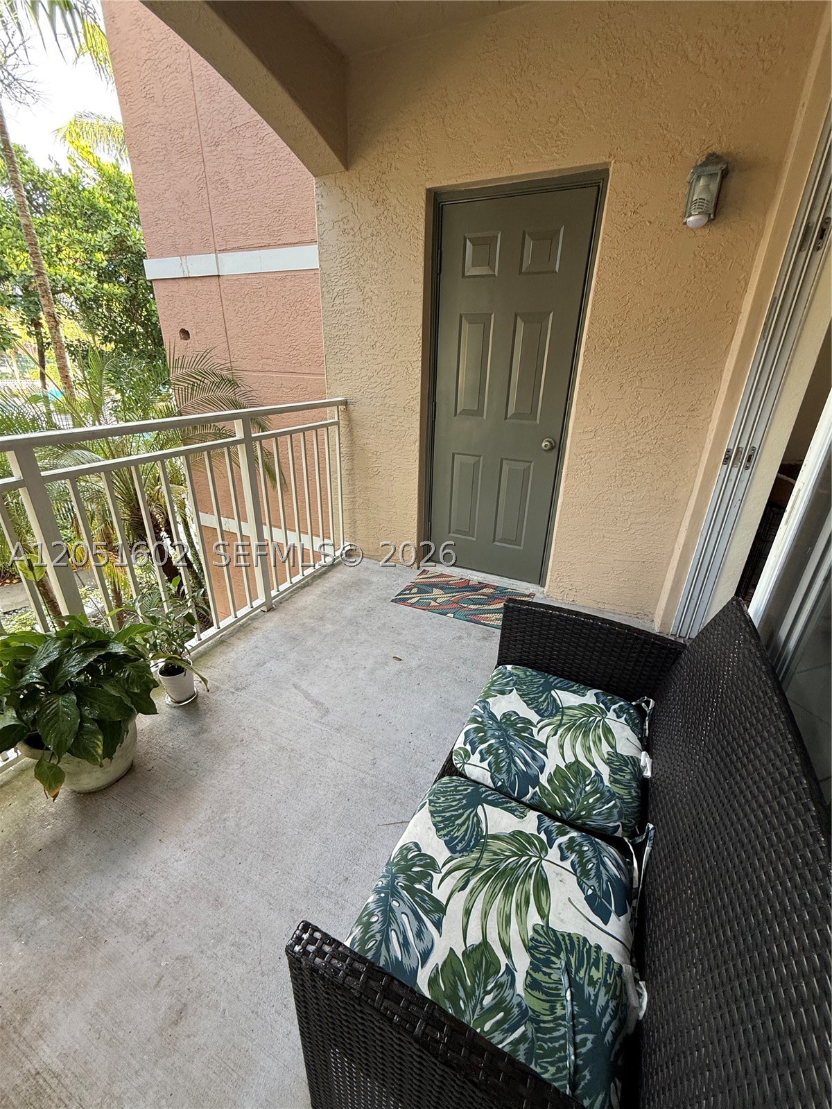 VILLAS AT EMERALD DUNES C - Residential Lease