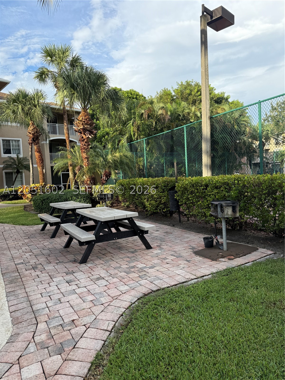 VILLAS AT EMERALD DUNES C - Residential Lease